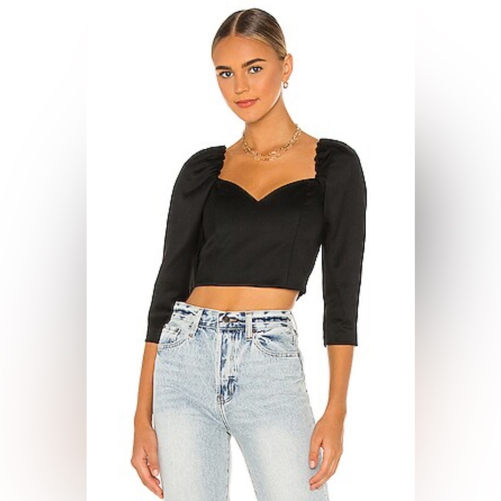 Alice + Olivia black sleeve cropper sweetheart neckline top size 0